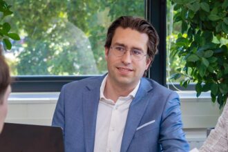 Homepagina Dommerholt Advocaten overleg 5