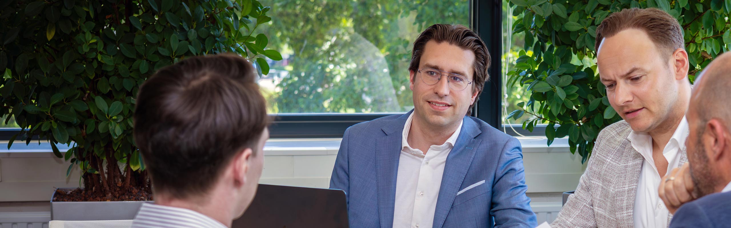 Homepagina Dommerholt Advocaten overleg 5